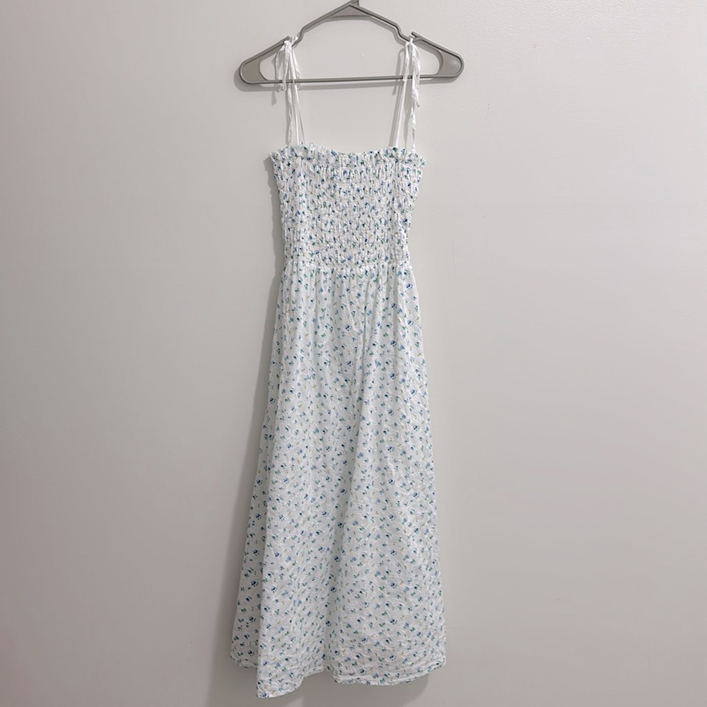 Rails White Midi Dress with Subtle Blue Floral Print - Picture 2 of 6